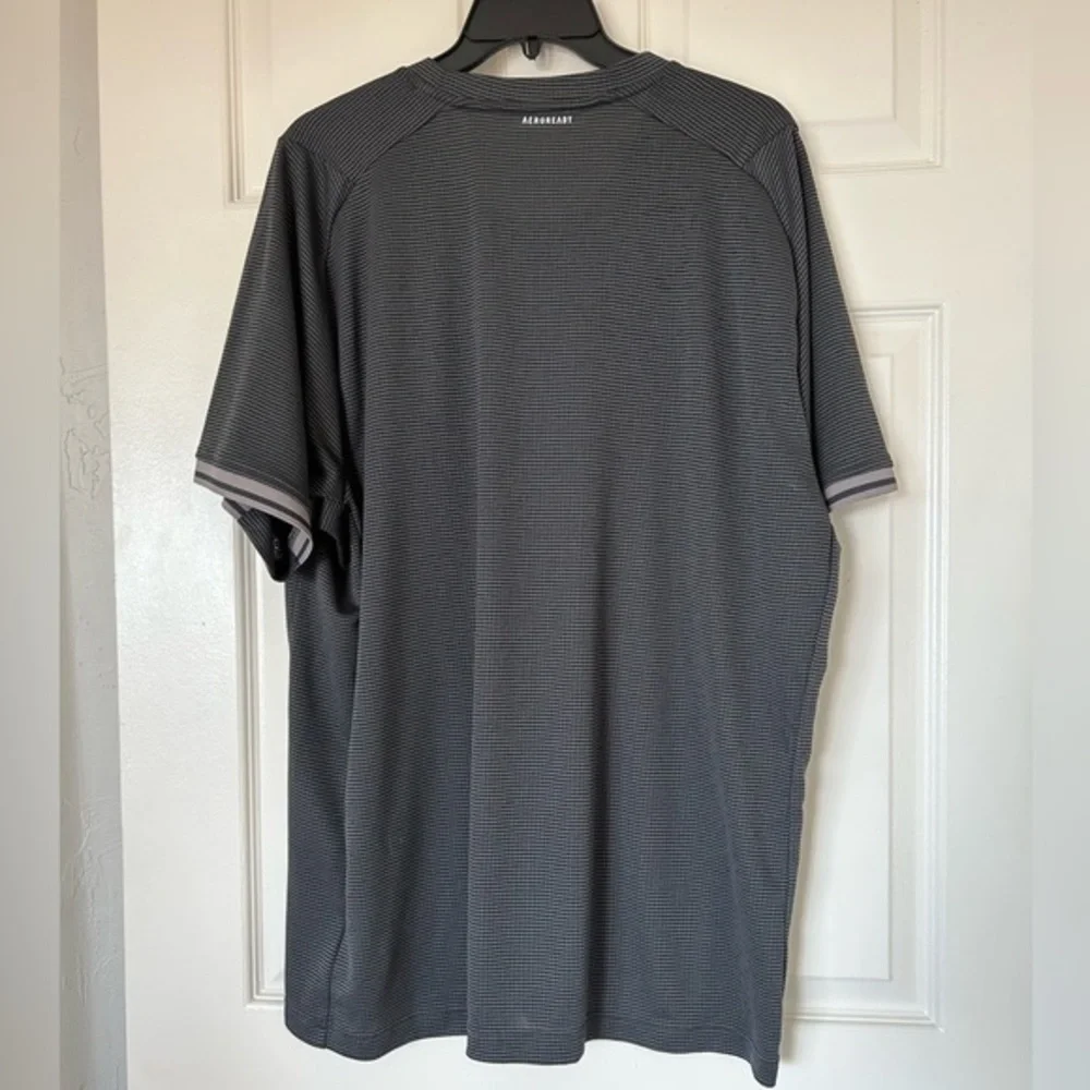 Adidas Men’s Freelift Aeroready Performance Tee Short Sleeves‎ Gray Size 2XL